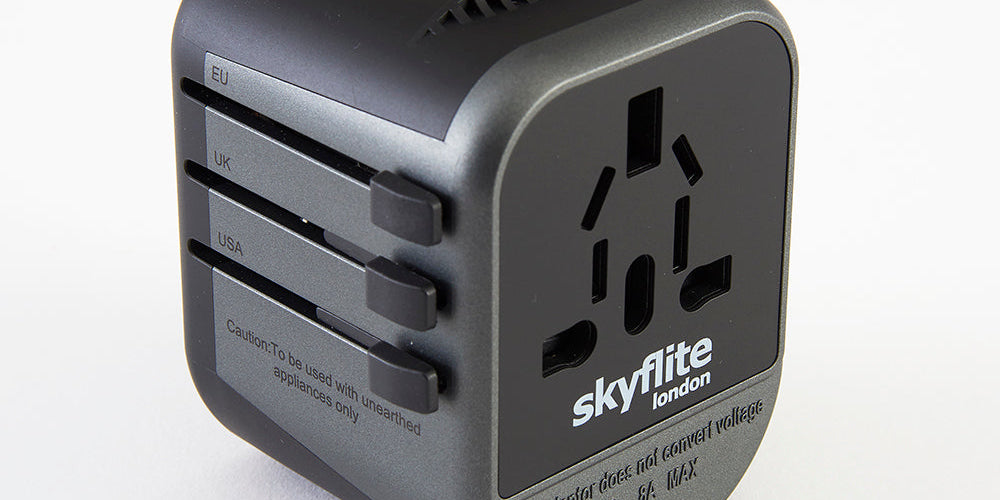 The Complete Guide to the Universal Travel adaptor