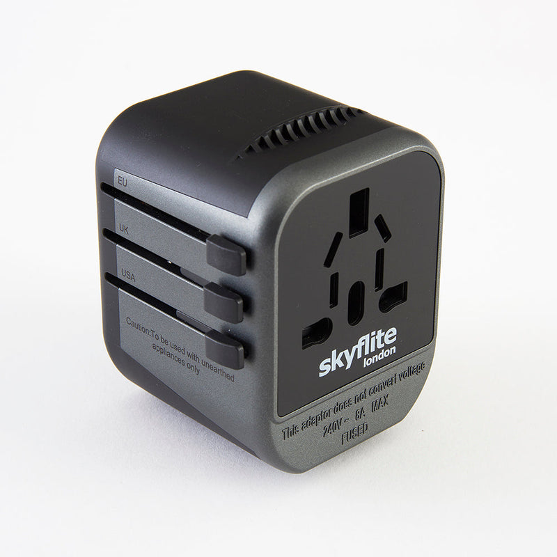 The Complete Guide to the Universal Travel adaptor