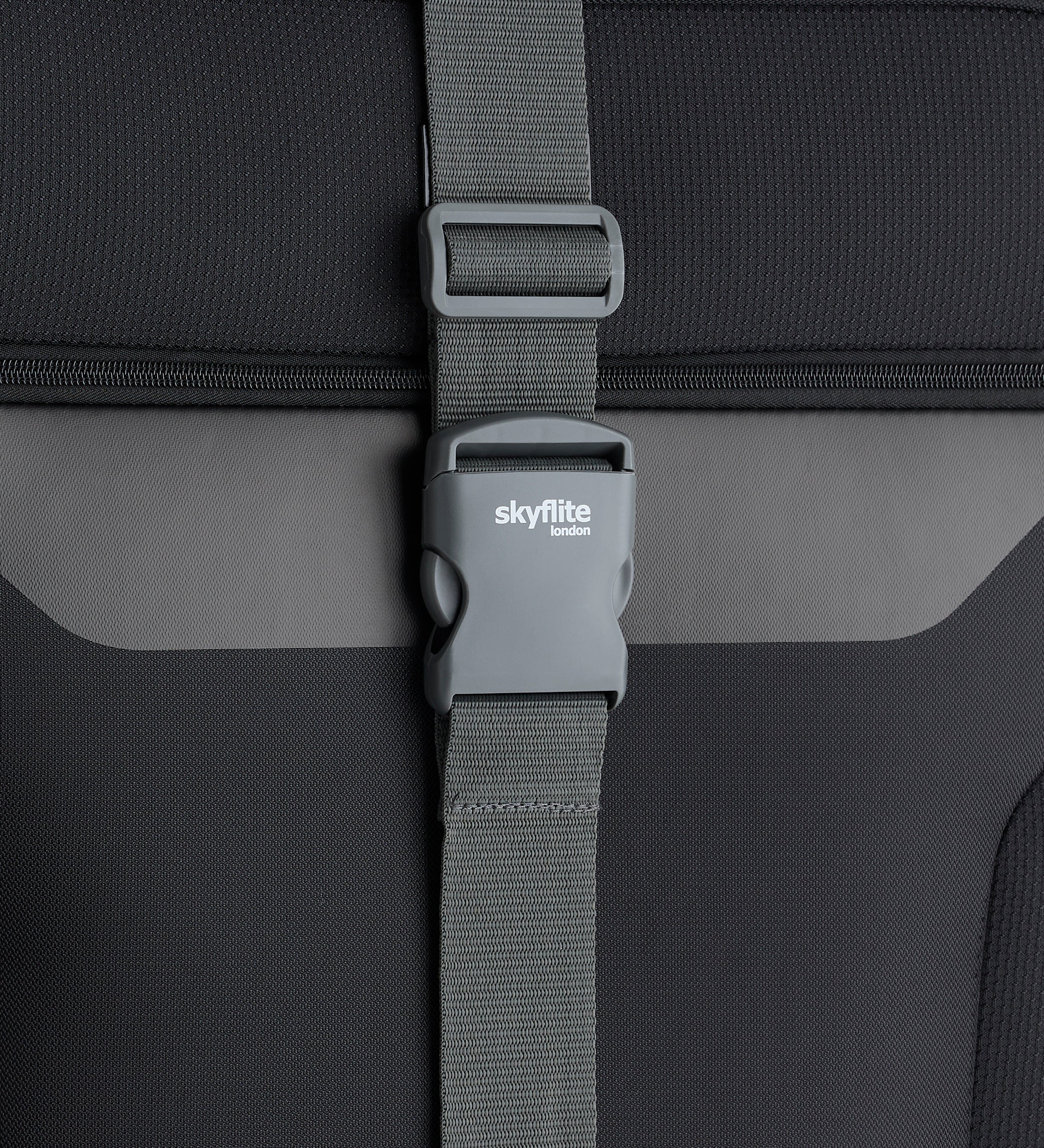 18-SKYFLITE-charcoal-strap-410B_736600d4-2f60-4e92-9ba2-00085d0acd5b.jpg