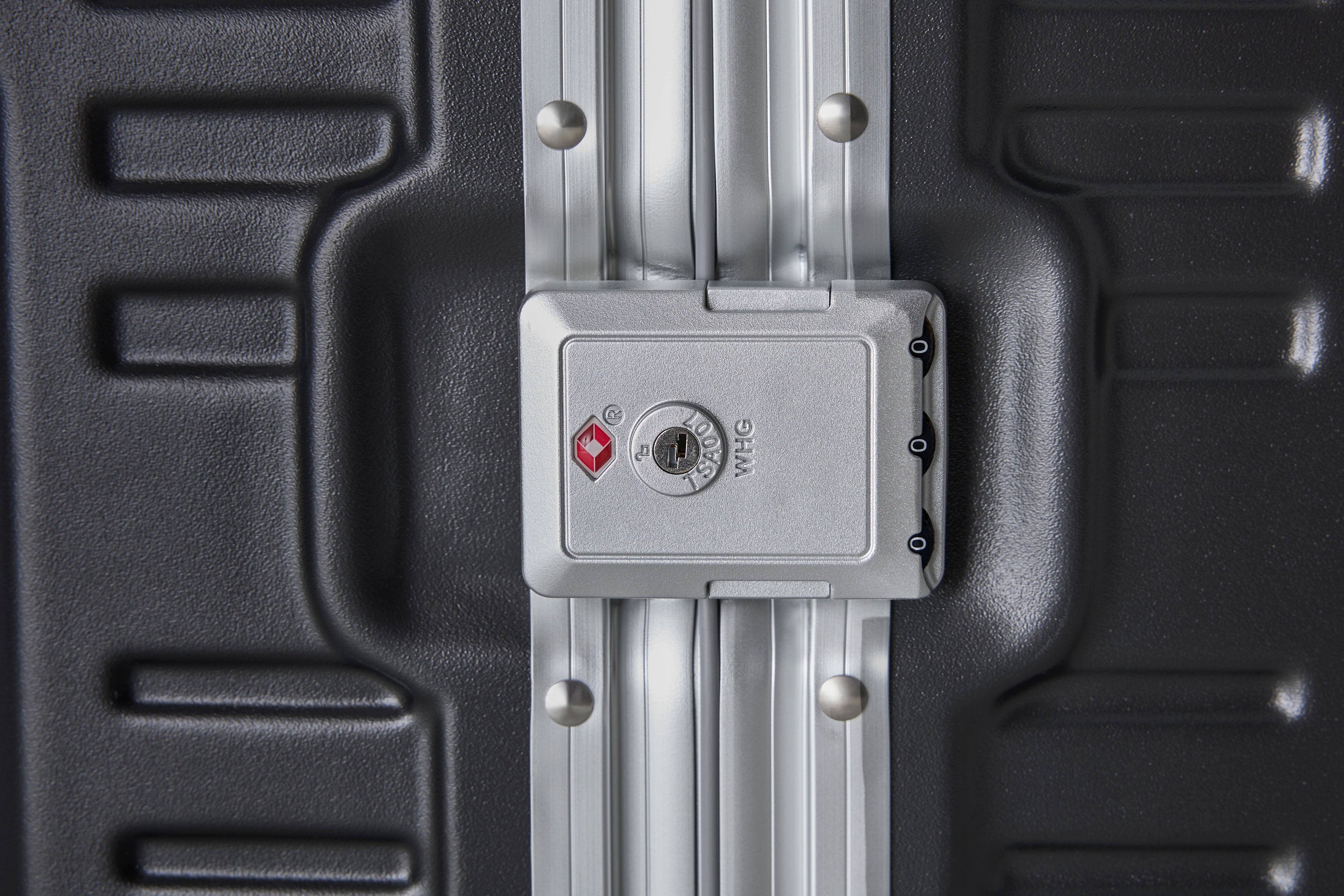 SKYFLITE ALUMEX 55CM CABIN TROLLEY CASE