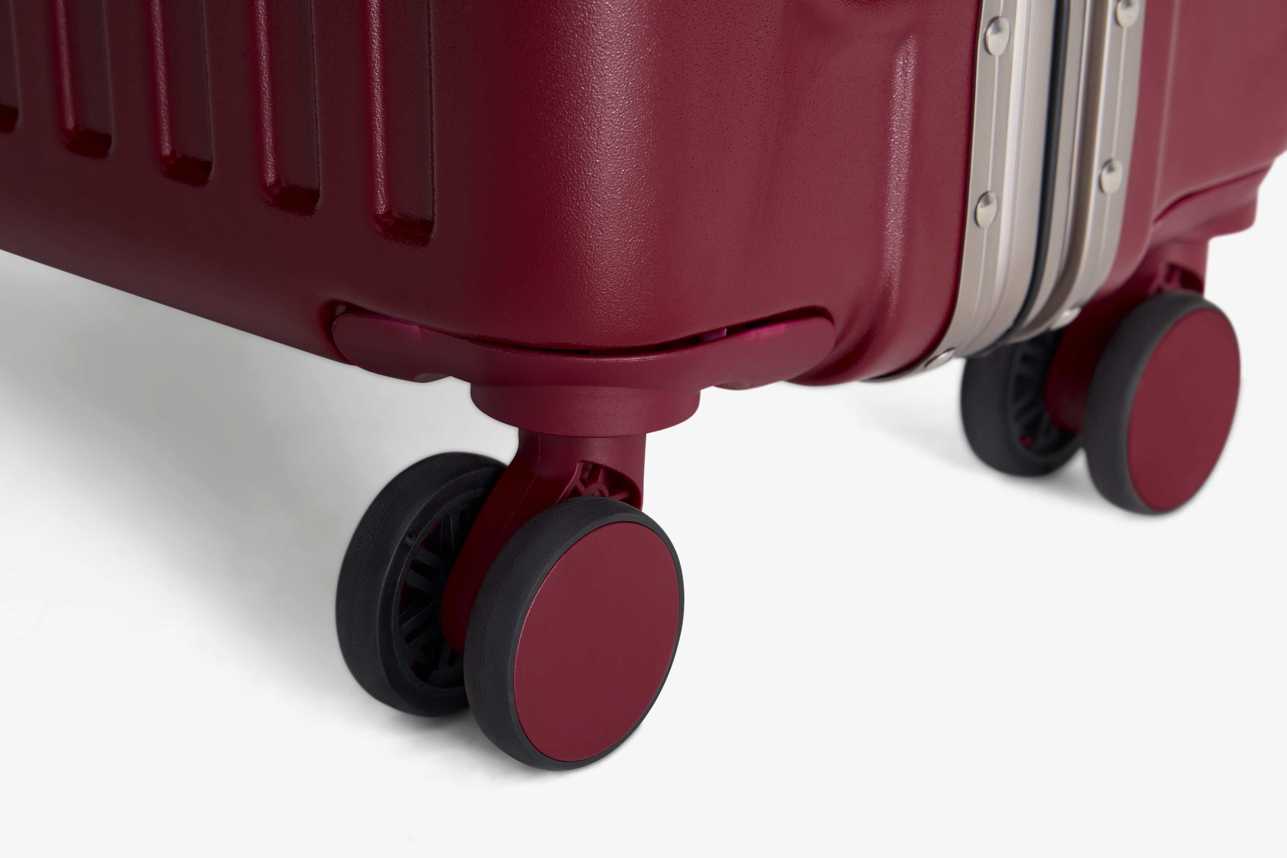 Smooth 360° Spinner Wheels