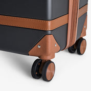 SKYFLITE Retro 3-Piece Trolley Case Set